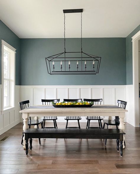 Home Makeover Ideas: 21 Ways to Improve Your Home on a Budget Dining Room Wall Color, Dining Room Accent Wall, Dining Room Wainscoting, Dream Dining Room, Modern Farmhouse Dining Room, Dining Room Accents, Dining Room Paint, Modern Farmhouse Dining, Dining Room Remodel