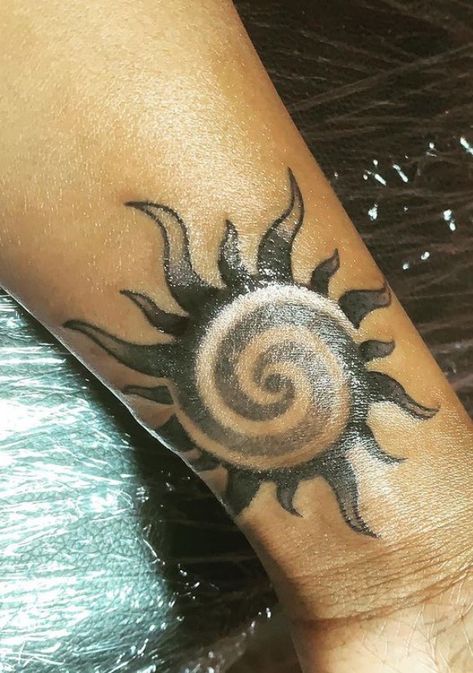 Goth Sun Tattoo, Creepy Sun Tattoo, Sun Tattoo Designs, Goth Tattoo, Sun Tattoo, Tattoo Idea, Tattoos For Guys, Tatting, Tattoo Designs