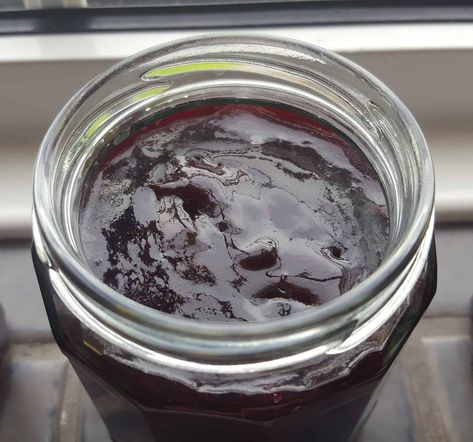 Damson Jam Recipe Uk, Damson Jam Recipe, Damson Recipe, Damson Recipes, Damson Jam, Jam Making, Jam Recipes Homemade, How To Make Jam, Sweet Tart