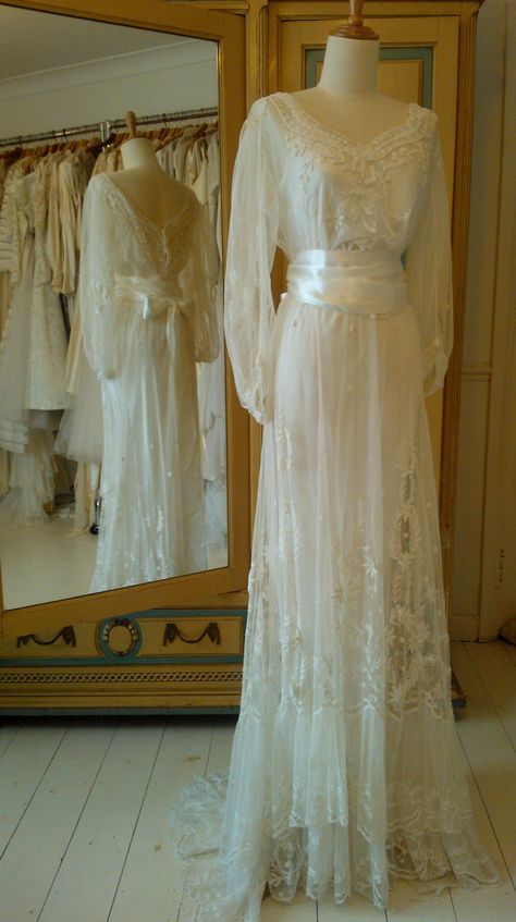 Edwardian Wedding Dress, Edwardian Gowns, 1920s Wedding Dress, Edwardian Wedding, Whimsical Style, Edwardian Dress, Order Of The Day, Victorian Wedding, Antique Dress