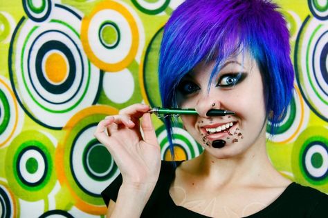 Floating Nomad, Pierced Girls, Body Modification Piercings, Stretched Septum, Septum Nose Rings, Aztec Warrior, Piercings For Girls, Cool Piercings, Facial Piercings