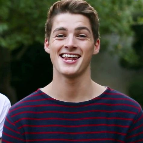 Finn Harries laugh. Finn Harries, Jack Finn, Jack Harries, Identical Twins, Half Blood, West London, Camp Half Blood, Prince Charming, Little Sisters