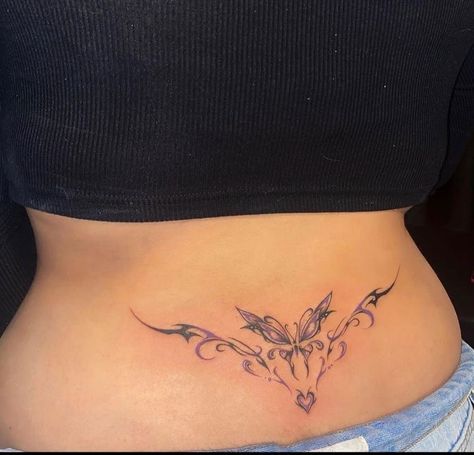 Tramp Stamps, Tramp Stamp Tattoos, Waist Tattoos, Nyc Tattoo, Small Pretty Tattoos, Tramp Stamp, Dope Tattoos For Women, Cute Tattoos For Women, Back Tattoo Women