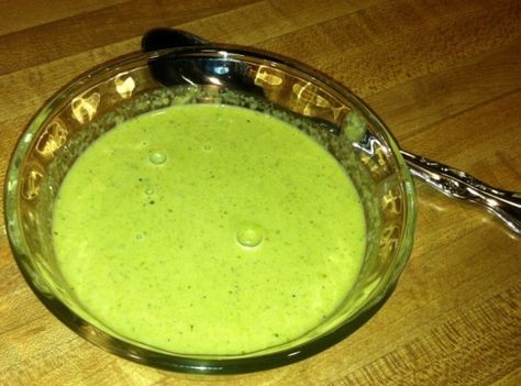 Creamy Romaine Lettuce Soup Romaine Lettuce Salad Recipes, Cream Soup Substitute, Lettuce Soup, Pureed Diet, Lettuce Salad Recipes, Lettuce Recipes, Romaine Lettuce Salad, Soft Foods, Low Carb Soup