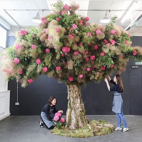 Hydrangea Installation, Baby Reception, Floral Desing, Hydrangea Tree, Flowers London, Fantasy Tree, Flower School, Garden Plans, Country Garden