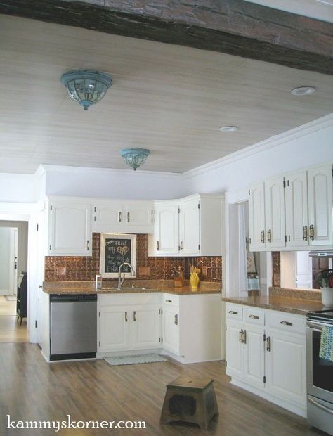 White Wash Kitchen, Ceiling Kitchen Design, White Wash Ceiling, Whitewash Kitchen Cabinets, Beams Living Room, Glass Kitchen Cabinets, Ceiling Kitchen, Kitchen Design White, Slatted Headboard