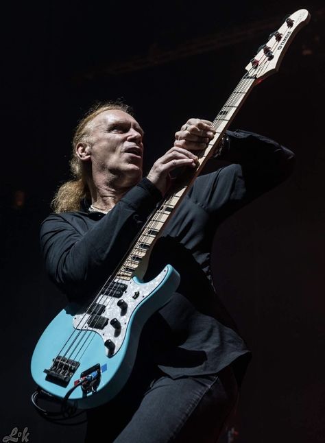 Billy Sheehan @nrf Billy Sheehan, Mr Big, Recording Studio, Rock Bands, Electric Guitar, Musician, Singing, Music Instruments