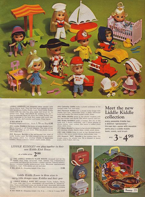 Liddle Kiddles!!!  1966 JCPenney page 229 These are the original ones. I had all but two--Calamity Jiddle and Babe Biddle. Think that's their names. The rocking horse and the car ones. Liddle Kiddles, 1960s Toys, Christmas Catalogs, Christmas Book, Vintage Memory, Children's Toys, Childhood Toys, Retro Toys, Happy Memories