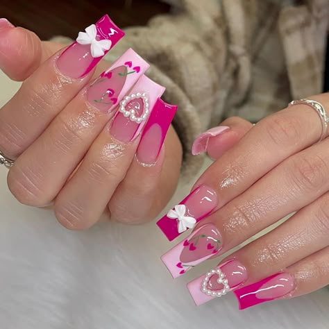 Bow Nail Designs, Birthday Nail Designs, Nagel Tips, Pink Acrylic Nails, Birthday Nails, Stick On Nails, Nail Art Hacks, Fall Nail Designs, Artificial Nails