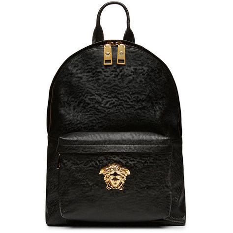 Backpack noir des plus classiques, signé Versace. // www.leasyluxe.com #luxurybags #versace #leasyluxe Versace Backpack, Rucksack Bags, Black Rucksack, Versace Bag, Knapsack Bag, Cosplay Kawaii, Pack Backpack, Rucksack Bag, Hot Bags