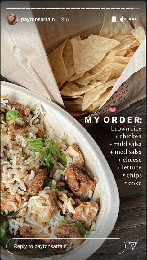 Chipotle Healthy Choices, Chipotle Order Healthy, Good Chipotle Bowls, Chipotle Orders Ideas, Chipotle Bowl Recipe Healthy, Healthy Chipotle Bowl Order, What To Order At Chipotle, Low Cal Chipotle Order, Best Chipotle Order