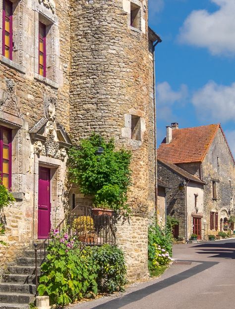 . Burgundy France Aesthetic, France Village, Burgundy France, City Scapes, France Aesthetic, French Castles, Visit France, Awesome Places, Perfect Itinerary