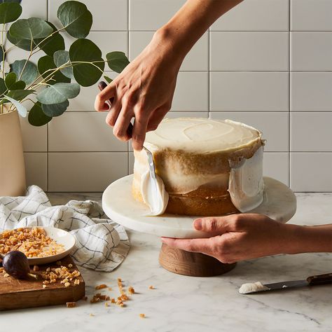 J.K. Adams Marble & Walnut Rotating Cake Stand Souper Cubes, Rotating Cake, Rotating Cake Stand, Pumpkin Cobbler, Marble Pedestal, Beautiful Cake Stands, Dessert Photography, Best Pie, Cake Photography