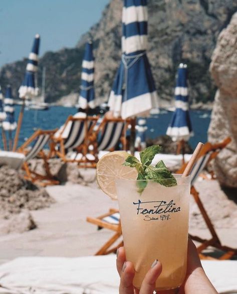 La Fontelina Capri on Instagram: "Lovely place 🍸🇮🇹" Fontelina Capri, Poolside Dining, Summer Abroad, Capri Island, My Trip, Hotel Reviews, Beach Club, Italy Travel, Dream Vacations