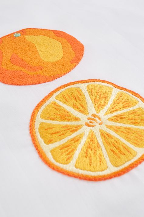 Orange Slice - DMC Patch Ideas, Free Embroidery Patterns, Orange Embroidery, Embroidery Hoop Art Diy, Juicy Orange, Orange Slice, Embroidery Tshirt, Wool Embroidery, Flamingo Pattern