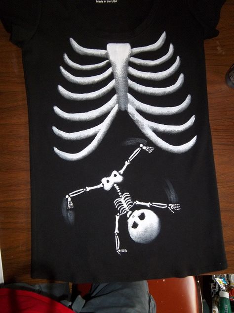 Pregnant Costume, Prego Style, Pumpkin Carved, Maternity Tee Shirts, Skeleton Baby, Pregnant Halloween Costumes, Cricket Player, Gothic Baby, Baby Announcement Pictures