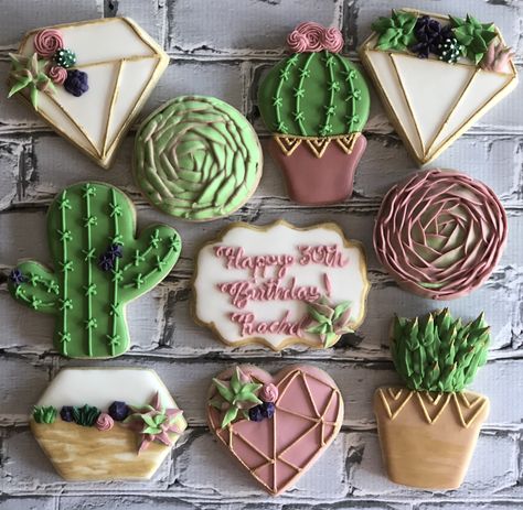 Cactus Cakes, Flowers Cookies, Cactus Cookies, Mexican Cookies, Cactus Cake, Themed Cookies, Cookie Business, Sugar Cookie Designs, Creative Cookies