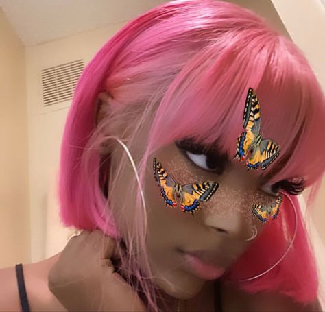 Pink Bob Wig, Nail Suggestions, Pink Bob, Pink Era, Future Hairstyles, Lace Fronts, Wig Colors, Pink Paradise, Pink Sweat