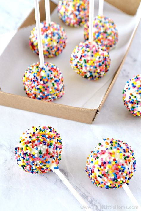 Birthday Cake Pops with Sprinkles | Hello Little Home Sprinkle Cakes, Cake Pop Recipes, Rainbow Sprinkle Cakes, Cake Pop Recipe Easy, Sprinkles Cake, Rainbow Sprinkle, Cake Pop Maker, Make Birthday Cake, Chocolate Cake Pops