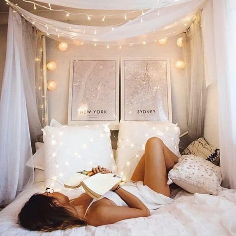 Fairy Lights Bedroom, Tumblr Rooms, Rooms Ideas, Four Poster Bed, Four Poster, Poster Bed, Canopy Bed, Household Furniture, Blue Bedding