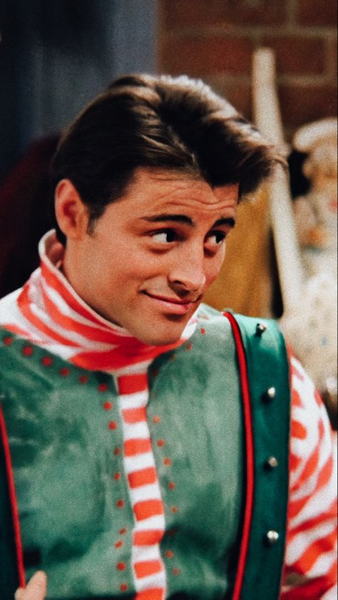 Chandler Friends, Joey Friends, Friends Tv Quotes, Music Christmas, Matt Leblanc, Friends Cast, Friends Tv Series, Joey Tribbiani, Friends Moments