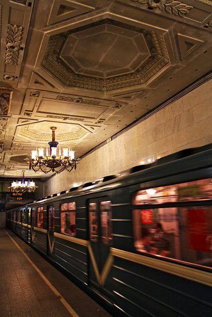 St Petersburg Russia Aesthetic, St Petersburg Aesthetic, Stalinist Architecture, Moscow Metro, Lake Baikal, New Retro Wave, Fancy Houses, U Bahn, Travel Wishlist