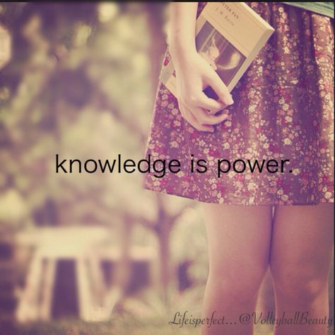 Life is perfect because knowledge is power:)❤️ 2010s Hipster, Twee Aesthetic, Hipster Aesthetic, Skirt Outfits Fall, My Wish For You, James Joyce, Pixie Dust, Pretty Pictures, Inspire Me