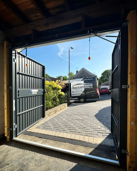 This side hinged garage door is truly amazing! 🤩 With the 1/3-2/3 split it allows our customer to use the leading door as a pedestrian entrance, while the larger door keeps their belongings hidden away! 👀 It's a door that not only adds style to your garage but enhances its practicality! 👌🏻 #clydegaragedoors #sidehingedgaragedoor #garador #garagedoor #beforeandafter #garagegoals #garagedoorinstalls #homereno #inspohome Hinged Garage Doors, Side Hinged Garage Doors, Garage Door Hinges, Under Decks, Garage Door, Home Reno, Hinges, Garage Doors, Entrance