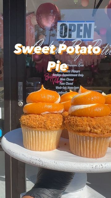 Sweet Potato Pie Cupcakes, Sweet Potato Cupcakes With Box Cake, Sweet Potato Filling, Potato Cupcakes, Sweet Potato Cupcakes, Potato Filling, Pie Cupcakes, Gourmet Cupcakes, Buttercream Cakes