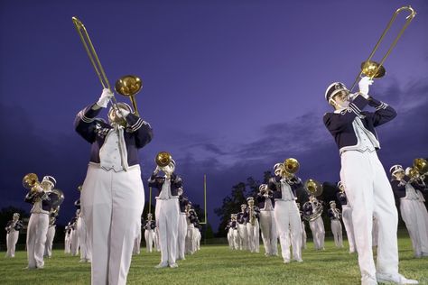 Homecoming Ideas for High School | eHow.com Senior Night Ideas, Marching Band Memes, High School Marching Band, Marching Band Humor, Lifetime Fitness, Band Nerd, Band Photography, Band Camp, Band Geek