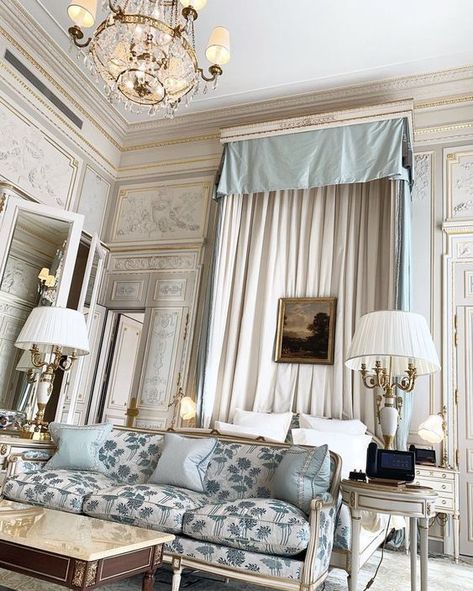 Cheap Rustic Decor, Ritz Paris, Minimalist Home Interior, Romantic Home Decor, Elegant Bedroom, Living Room Remodel, Dream House Interior, Cheap Decor, White Decor