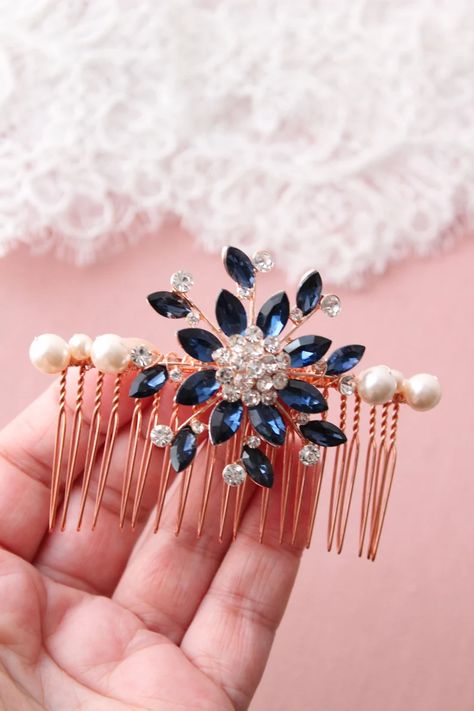 Rose Gold Blue Snowflake Hair Comb Winter Wedding Bridal Hair - Etsy UK 1920s Hair Accessories, Prom Hair Jewelry, Snowflake Hair, Bridesmaid Hair Comb, 1920s Hair, Bridesmaid Hair Pins, Art Deco Hair, Pearl Headpiece, Floral Hair Combs