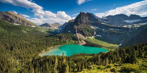 Visiting Glacier National Park, Many Glacier Hotel, Western Montana, National Park Lodges, Many Glacier, Lake Mcdonald, Best Campgrounds, Glacier Park, National Park Photos