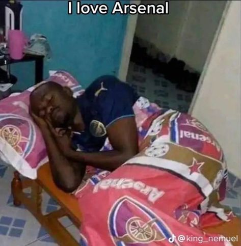 Arsenal Pfp, Funny Arsenal Pictures, Arsenal Funny, Arsenal Women Funny, Arsenal Pictures, Arsenal Goal, Fifa Memes Funny, Arsenal Kit, Arsenal Fc Players