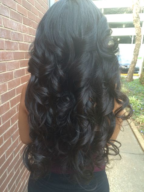 Loose Wand Curls Black Women, Princess Curls, Black Hair Curls, Long Shiny Hair, Frontal Wig Hairstyles, Jet Black Hair, Natural Afro Hairstyles, Wand Curls, Hair Inspo Color