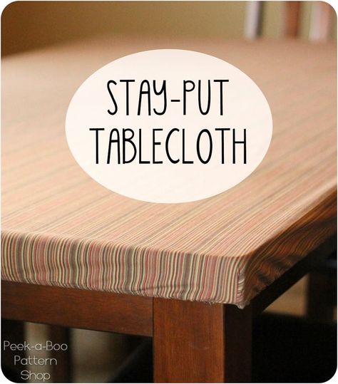 Stay Put Tablecloth- great for an outdoor table in the Windy City 😐 and shows off legs (table legs that is) Diy Fitted Table Cover, Diy Fitted Table Cloth, Fitted Tablecloth Diy, Folding Table Tablecloth Ideas, How To Make A Fitted Tablecloth, Quilted Tablecloth Patterns, How To Make A Table Cloth, Table Coverings Ideas, Table Cloth Sewing Pattern