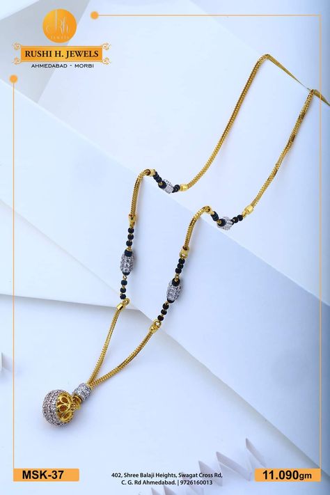 Mangalsutra Chain Designs, Mini Mangalsutra, Small Mangalsutra, Black Beats, Mangal Sutra, Mangalsutra Chain, Bridal Jewelry Sets Brides, Wedding Earrings Studs, Simple Gold Earrings