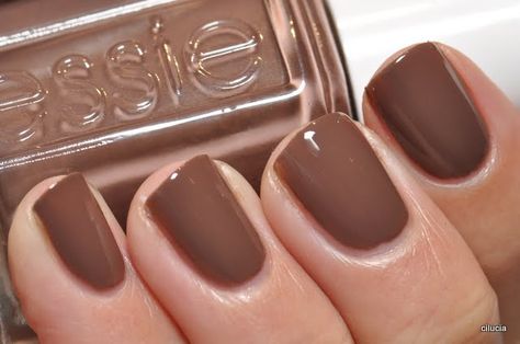 Essie Mink Muffs, one of my all time faves. Brown Nail Polish, Brown Nail, Summer Nail Colors, Nails Brown, Polish Nails, Essie Nail Polish, White Nail, Essie Nail, Summer Nails Colors