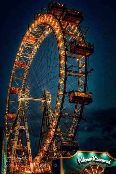 PEOPLE-PLACES-THINGS-ETC Weird Photography, Not My Circus, Luna Park, Misty Copeland, Photographie Inspo, Fun Fair, Foto Art, Summertime Fun, Jesus Saves