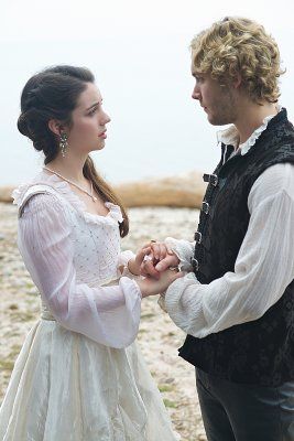 Mary And Francis, Reign Mary And Francis, Marie Stuart, Reign Tv Show, Reign Mary, Reign Fashion, Reign Dresses, Mary Stuart, Adelaide Kane