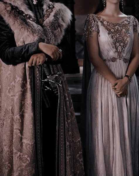 Royalty Core, Royal Core, Dark Princess, Medieval Aesthetic, Dark Academy, Viking Wedding, Medieval Wedding, Royalty Aesthetic, Royal Aesthetic