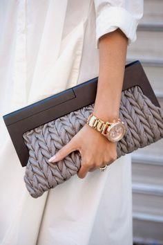 Imgend - Picture Thi     Imgend - Picture This. Ethno Style, Fashion Week Trends, New York Fashion Week Street Style, Tas Fashion, Stylish Crochet, Bag Designs, Fashion Week 2015, Kelly Bag, Pattern Ideas