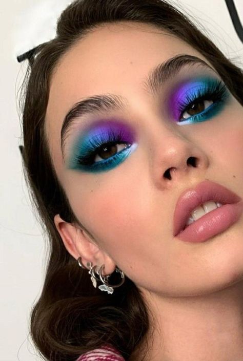 Violet Makeup, Rave Makeup, Face Beat, Eye Makeup Designs, Dope Makeup, Colorful Eye Makeup, Makeup Eye Looks, Bold Makeup, Creative Eye Makeup