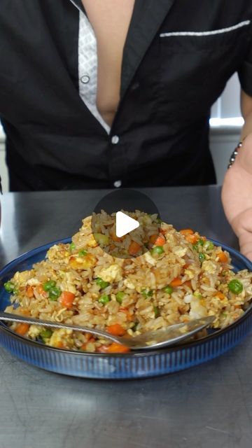 How To Make Fried Rice, Chinese Rice Recipe, Egg Rice Recipe, Rice And Eggs, Fried Rice Recipe Video, Veg Fried Rice Recipe, Best Fried Rice Recipe, Quick Fried Rice, Chicken Fried Rice Recipe Easy