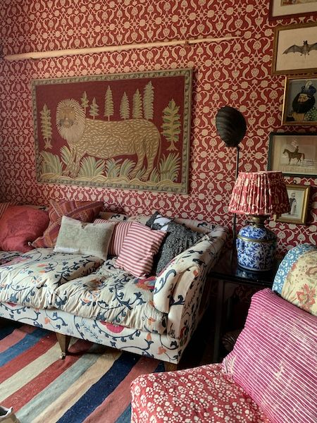 House Maximalist, Johnson House, Soane Britain, Maximalist Interior, Casa Vintage, Up House, Boris Johnson, Bohemian Home, Interior Decor