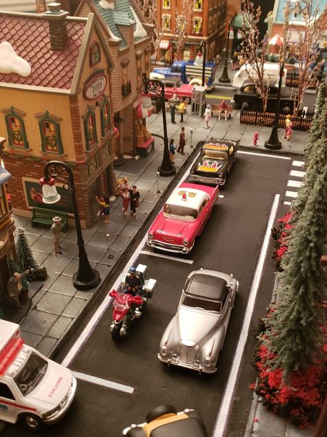 Christmas Village Roads Diy, Department 56 Christmas Village, Miniature Village, Village Street, Village Ideas, Christmas Houses, Christmas Village Houses, Christmas Village Display, Village Display