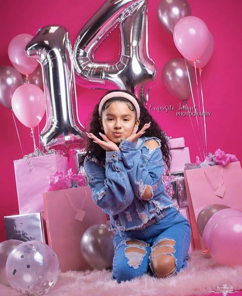 𝙛𝙤𝙡𝙡𝙤𝙬 𝙥𝙡𝙚𝙖𝙨𝙖𝙣𝙩 𝙥𝙞𝙣𝙯 𝙛𝙤𝙧 𝙢𝙤𝙧𝙚<3 2000 Theme Photoshoot Ideas, 13birthday Photoshoot Ideas, 13 Year Birthday Photo Shoot, Birthday Photoshoot 13 Year, Photoshoot Ideas For 14th Birthday, 13 Bday Photoshoot Ideas, Cute Birthday Photoshoot Ideas For 13, 13 Photo Shoot Ideas, 14th Birthday Photoshoot Ideas