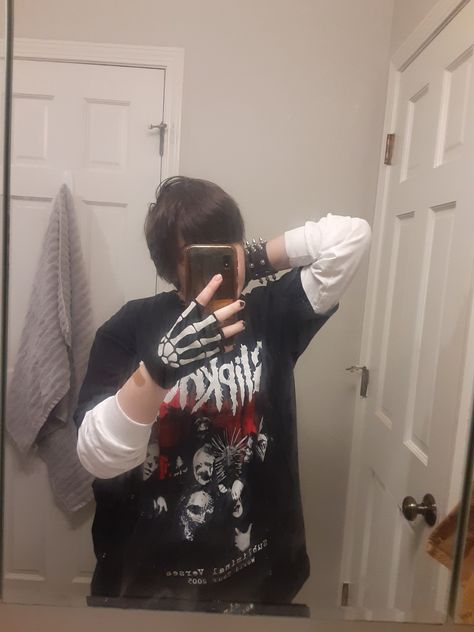 Slipknot Shirt Outfit, Slipknot Shirt, Slipknot, Shirt Outfit, Christmas Sweaters, Outfit Of The Day, Clothes