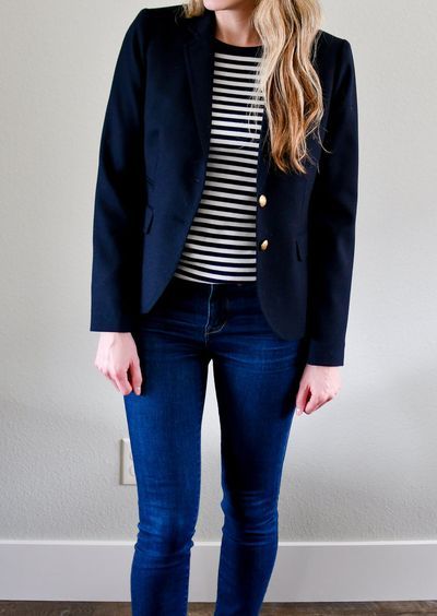 Shirt Blazer Outfit, Shirt With Blazer, Blazer Work Outfit, Grad School Outfit, Rainboots Outfit, Madewell Jacket, Blazer Outfits For Women, Linen Sweater, Adidas Outfit