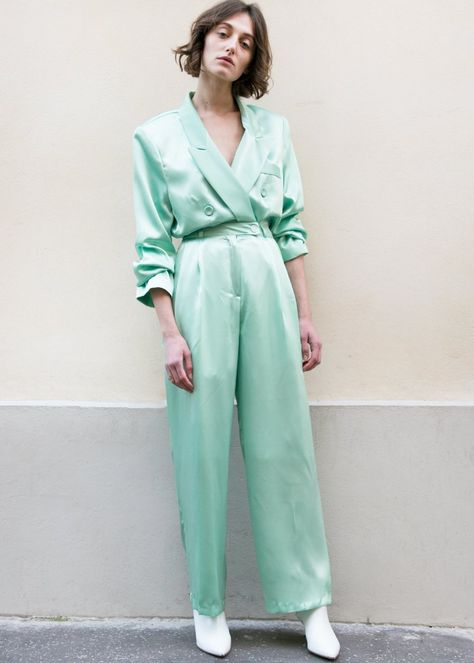 Karen Pastel Pastel Jumpsuit, Dress For Chubby, Androgynous Look, Pajama Suit, Satin Trousers, Pastel Outfit, Satin Blazer, The Frankie Shop, Frankie Shop